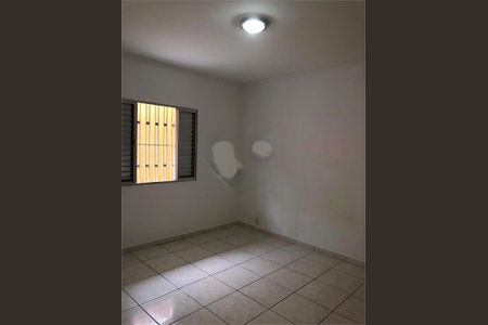 Casa à venda com 213m², 6 quartos e 2 vagas
