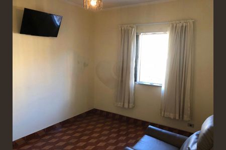 Casa à venda com 213m², 6 quartos e 2 vagas