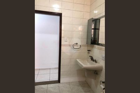 Casa à venda com 213m², 6 quartos e 2 vagas