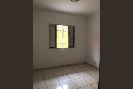 Casa à venda com 213m², 6 quartos e 2 vagas