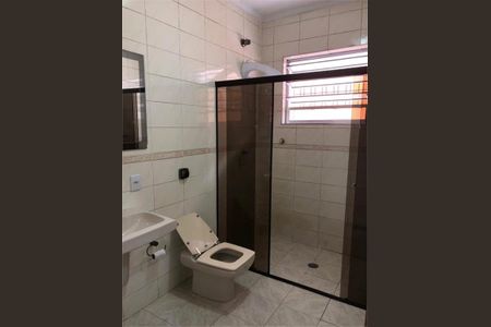 Casa à venda com 213m², 6 quartos e 2 vagas