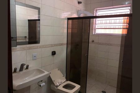 Casa à venda com 213m², 6 quartos e 2 vagas