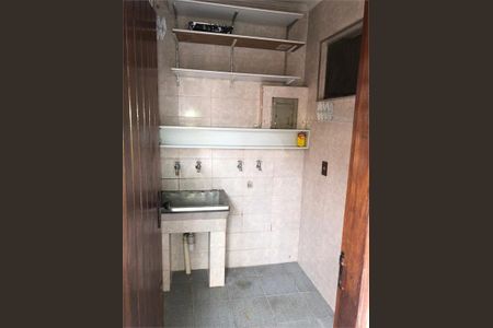 Casa à venda com 213m², 6 quartos e 2 vagas