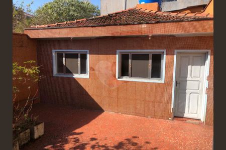 Casa à venda com 213m², 6 quartos e 2 vagas