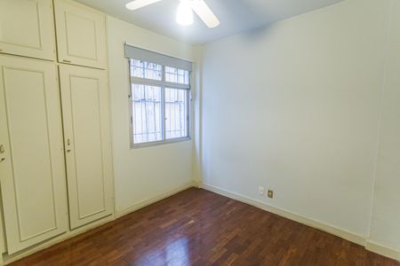 Apartamento à venda com 245m², 4 quartos e 2 vagas Apartamento à venda com 245m², 4 quartos e 2 vagasQuarto 2