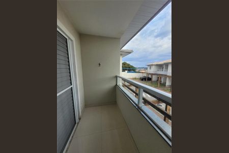 Casa à venda com 108m², 4 quartos e 2 vagas