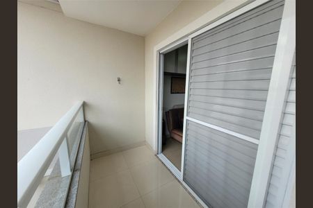 Casa à venda com 108m², 4 quartos e 2 vagas