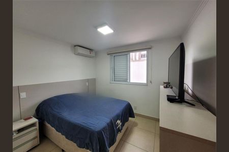 Casa à venda com 108m², 4 quartos e 2 vagas