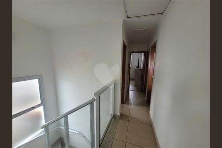 Casa à venda com 108m², 4 quartos e 2 vagas