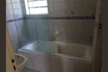 Apartamento à venda com 230m², 3 quartos e 3 vagas