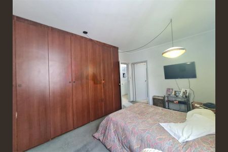 Casa à venda com 4 quartos, 295m² em Interlagos, São Paulo