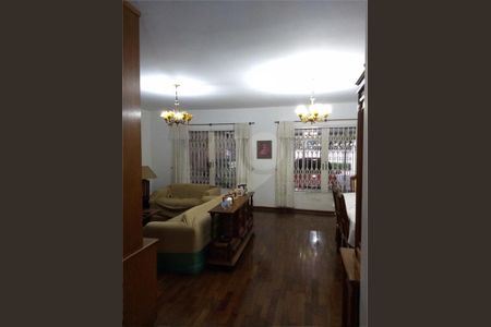 Casa à venda com 4 quartos, 234m² em Jardim Novo Mundo, São Paulo