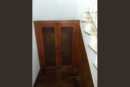 Casa à venda com 4 quartos, 234m² em Jardim Novo Mundo, São Paulo