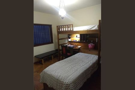 Casa à venda com 234m², 4 quartos e 3 vagas