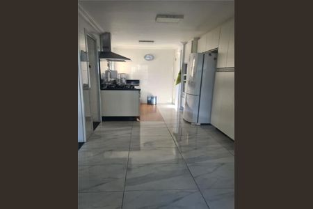 Apartamento à venda com 130m², 3 quartos e 2 vagas