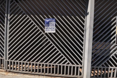 Casa à venda com 359m², 2 quartos e 4 vagasPlaca