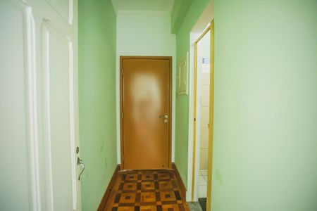 Apartamento à venda com 100m², 3 quartos e sem vagaCorredor