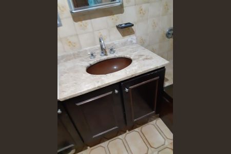 Casa à venda com 186m², 3 quartos e 4 vagas