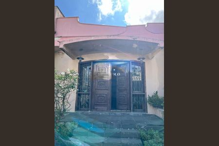 Casa à venda com 186m², 3 quartos e 4 vagas