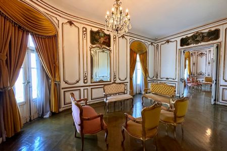 Apartamento à venda com 1300m², 5 quartos e sem vagaSala