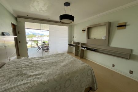 Apartamento à venda com 600m², 4 quartos e 3 vagas Apartamento à venda com 600m², 4 quartos e 3 vagasSuíte 1