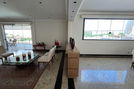 Apartamento à venda com 600m², 4 quartos e 3 vagas Apartamento à venda com 600m², 4 quartos e 3 vagasSala