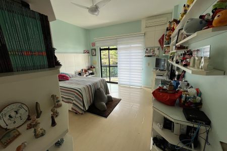 Apartamento à venda com 600m², 4 quartos e 3 vagas Apartamento à venda com 600m², 4 quartos e 3 vagasSuíte 3