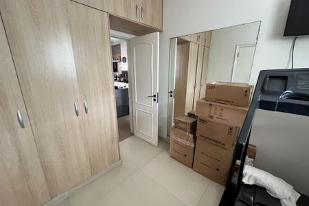 Apartamento à venda com 600m², 4 quartos e 3 vagas Apartamento à venda com 600m², 4 quartos e 3 vagasQuarto de Serviço