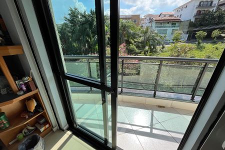 Apartamento à venda com 600m², 4 quartos e 3 vagas Apartamento à venda com 600m², 4 quartos e 3 vagasVaranda da Suíte 4