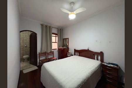 Casa à venda com 360m², 5 quartos e 5 vagas Casa à venda com 360m², 5 quartos e 5 vagasSuite 2