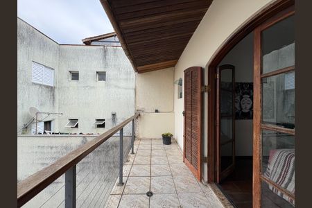 Casa à venda com 360m², 5 quartos e 5 vagas Casa à venda com 360m², 5 quartos e 5 vagasSacada