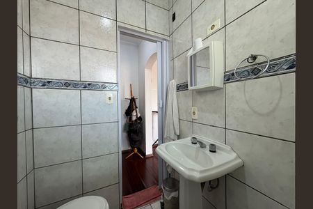 Casa à venda com 360m², 5 quartos e 5 vagas Casa à venda com 360m², 5 quartos e 5 vagasBanheiro da suíte 4