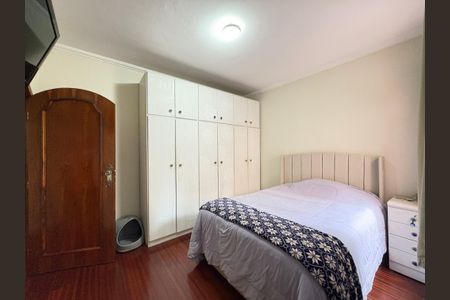 Casa à venda com 360m², 5 quartos e 5 vagas Casa à venda com 360m², 5 quartos e 5 vagasSuite 3