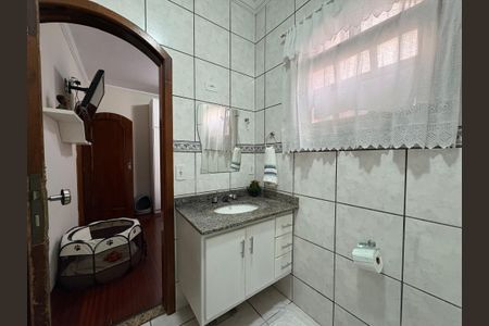Casa à venda com 360m², 5 quartos e 5 vagas Casa à venda com 360m², 5 quartos e 5 vagasBanheiro da suíte 3