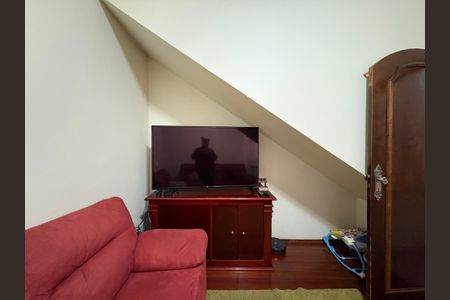 Casa à venda com 360m², 5 quartos e 5 vagas Casa à venda com 360m², 5 quartos e 5 vagasSala de TV