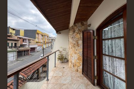 Casa à venda com 360m², 5 quartos e 5 vagas Casa à venda com 360m², 5 quartos e 5 vagasSacada/Suite 1
