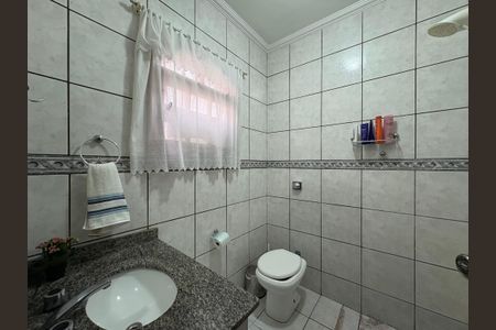 Casa à venda com 360m², 5 quartos e 5 vagas Casa à venda com 360m², 5 quartos e 5 vagasBanheiro da suíte 3