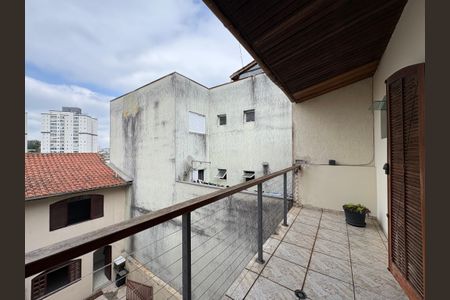 Casa à venda com 360m², 5 quartos e 5 vagas Casa à venda com 360m², 5 quartos e 5 vagasSacada