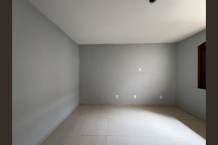 Casa à venda com 360m², 5 quartos e 5 vagas Casa à venda com 360m², 5 quartos e 5 vagasEdicula/Suite