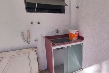 Casa de condomínio para alugar com 650m², 6 quartos e 4 vagas Casa de condomínio para alugar com 650m², 6 quartos e 4 vagasÁrea de Serviço