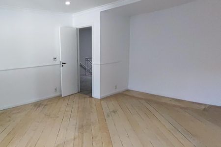 Casa de condomínio para alugar com 650m², 6 quartos e 4 vagas Casa de condomínio para alugar com 650m², 6 quartos e 4 vagasSuíte 2