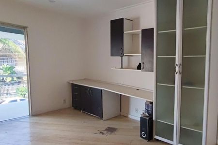 Casa de condomínio para alugar com 650m², 6 quartos e 4 vagas Casa de condomínio para alugar com 650m², 6 quartos e 4 vagasSuíte 4