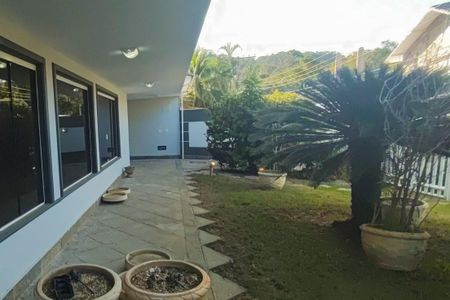Casa de condomínio para alugar com 650m², 6 quartos e 4 vagas Casa de condomínio para alugar com 650m², 6 quartos e 4 vagasJardim