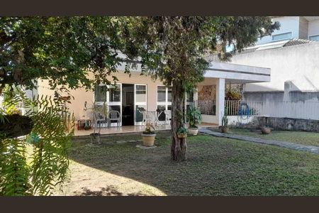 Casa à venda com 400m², 4 quartos e 4 vagas