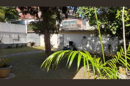 Casa à venda com 400m², 4 quartos e 4 vagas