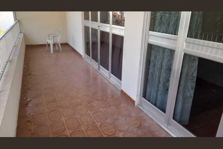 Casa à venda com 400m², 4 quartos e 4 vagas