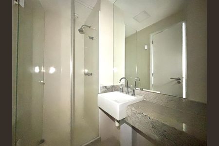 Apartamento à venda com 78m², 2 quartos e 1 vaga Apartamento à venda com 78m², 2 quartos e 1 vagaBanheiro social