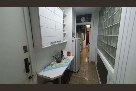 Apartamento à venda com 252m², 4 quartos e 2 vagas