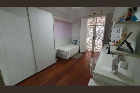 Apartamento à venda com 252m², 4 quartos e 2 vagas