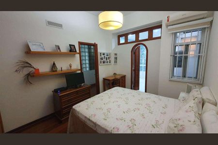 Apartamento à venda com 252m², 4 quartos e 2 vagas